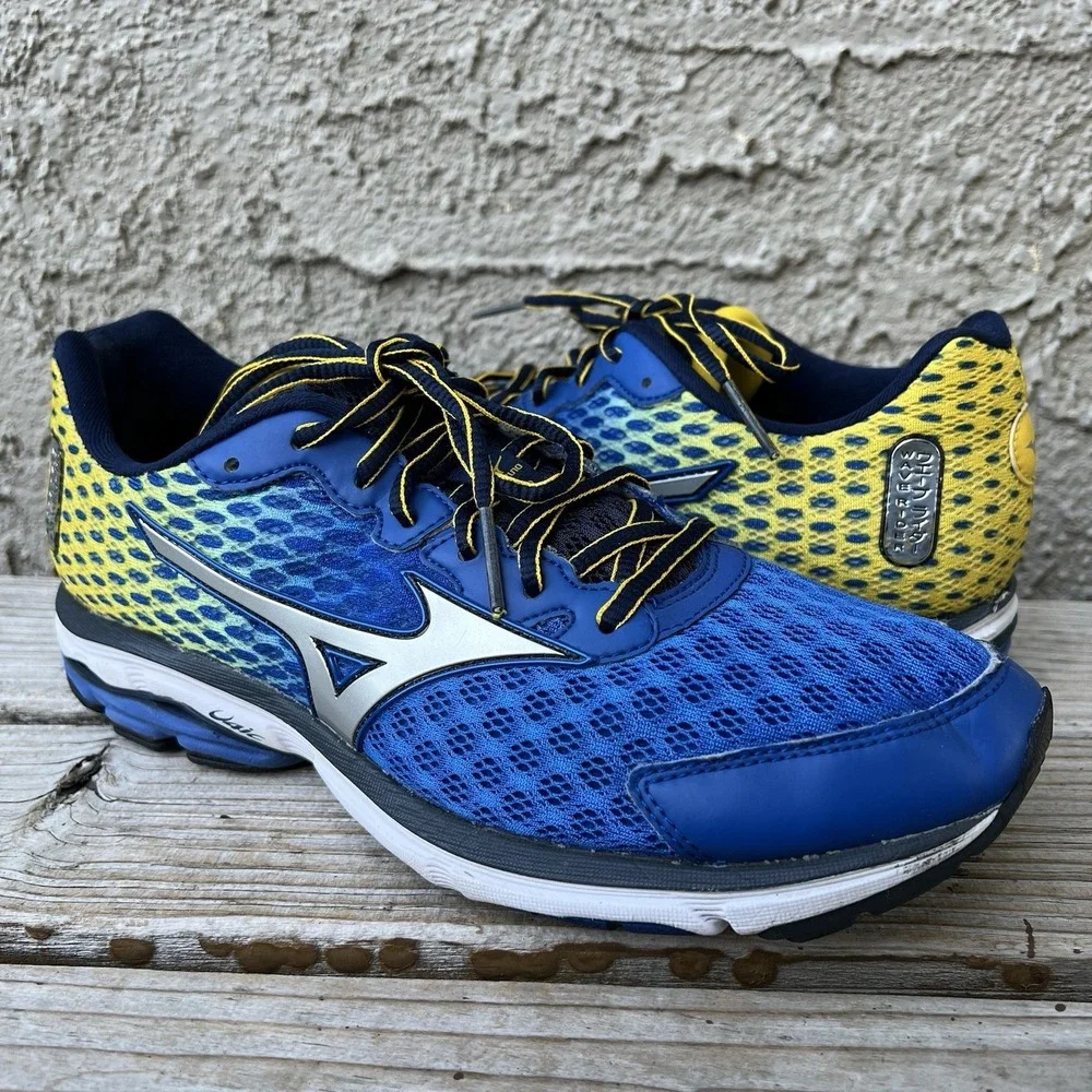 Mizuno Shoes Men Size 9 Wave Rider 18 Blue Yellow Athletic Shoes Running Walking