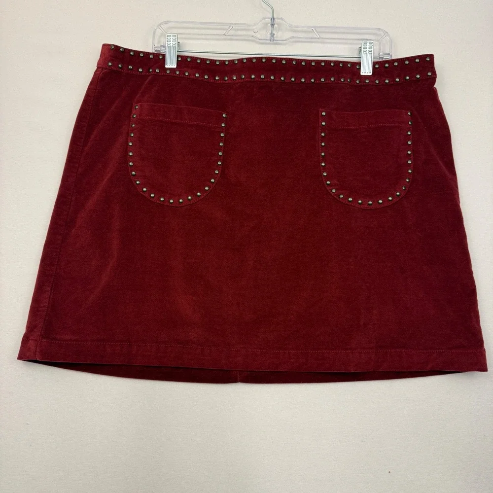 Mossimo Supply Co Womens Burgundy Corduroy Studded Pocket Mini Skirt Size 18 NWT