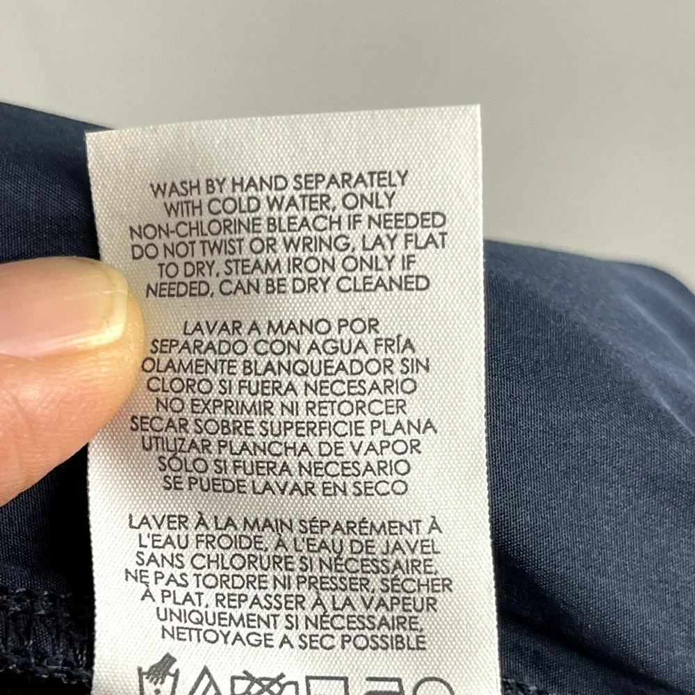CAbi preowned flaws
