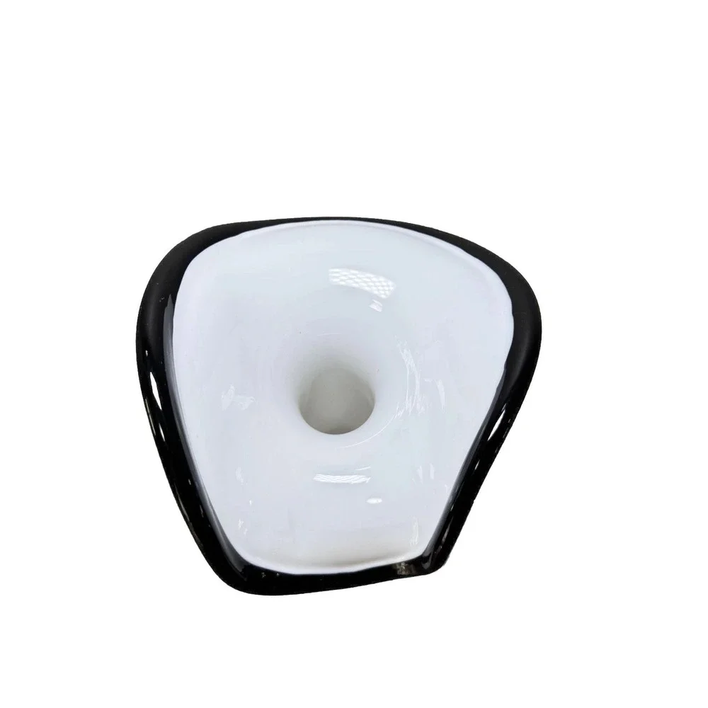 Glassworks Tarnowiec black white