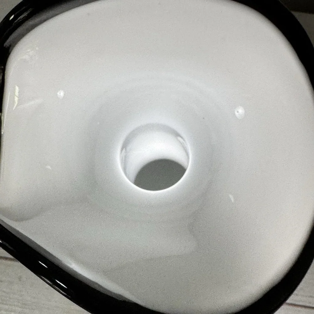 Glassworks Tarnowiec black white