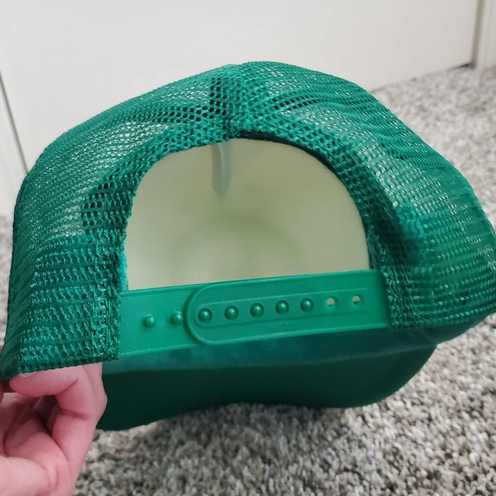 John Deere Beer Novelty Trucker Baseball Cap Hat Adjustable‎ Size OS in Green