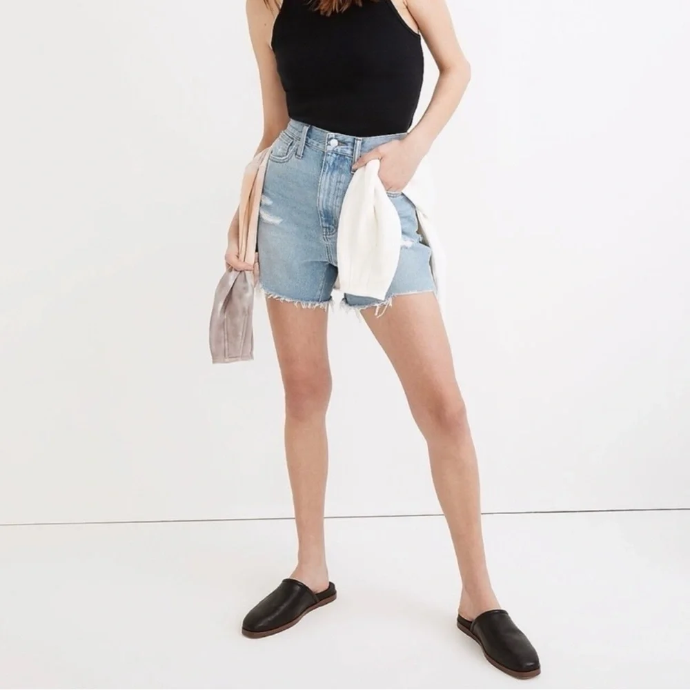 MADEWELL The Momjean Short.‎ Size 25