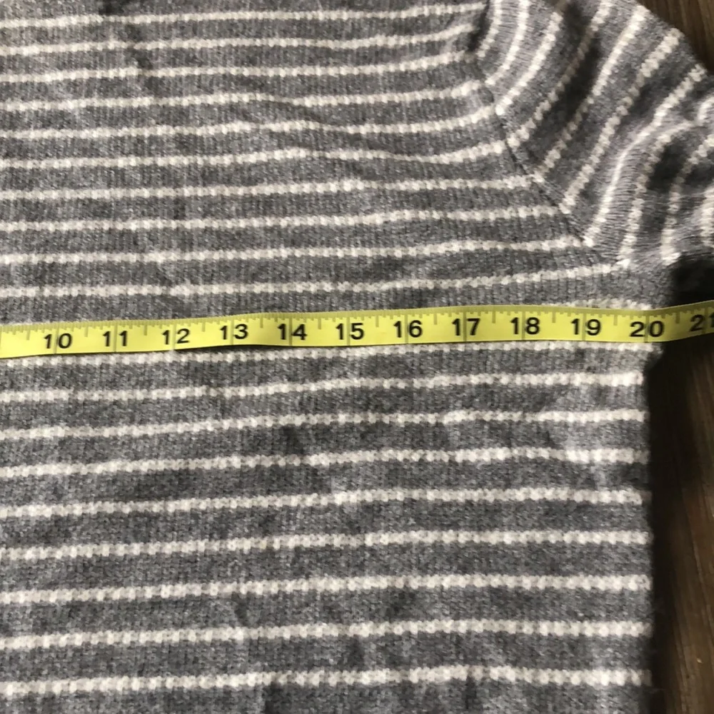 J.Crew Men/Women Striped Preppy Old Money Gray Merino Wool Blend Size M