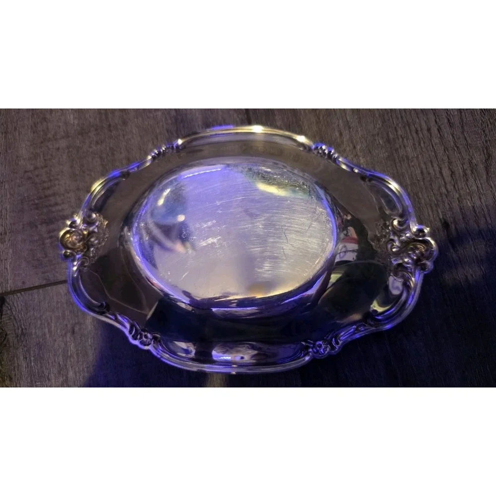 International Silver absolutely excellent
