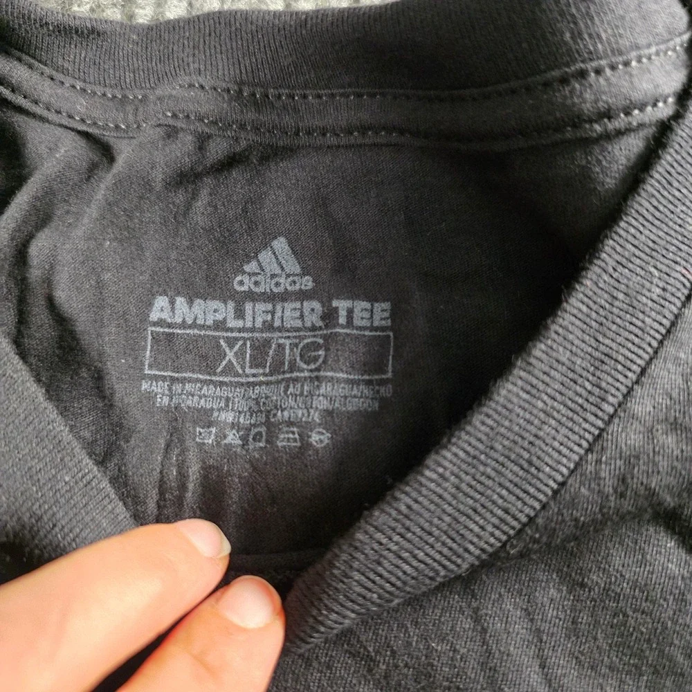adidas amplifier tee