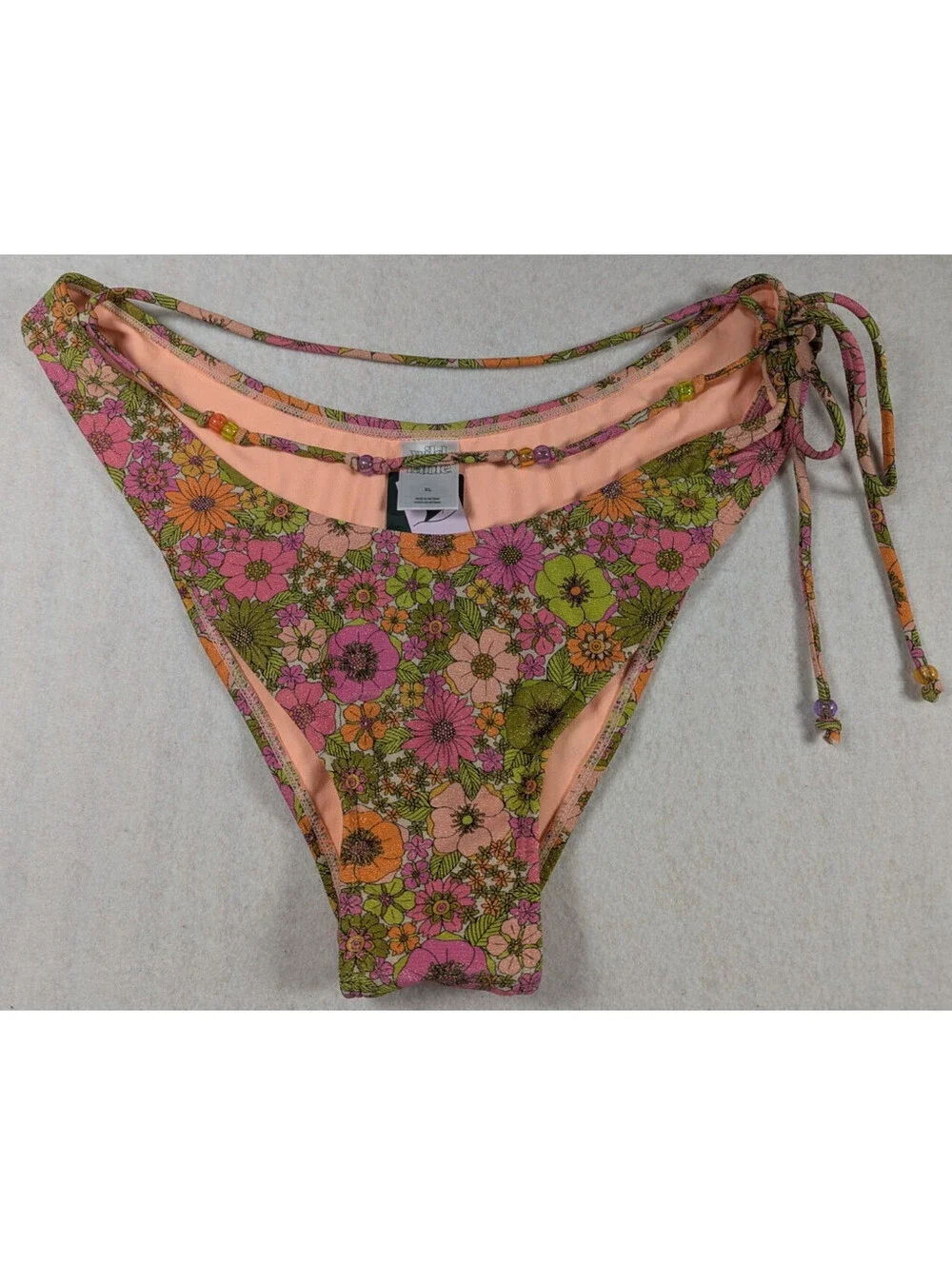 Wild Fable - Women's - Low Rise Flower - Extra High Leg and Cheek - Size XL (16)