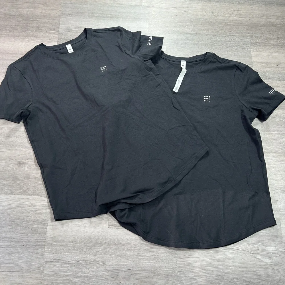 NEW Set of 2 Lululemon Shirt Womens 6 Black Crew Neck Stretch Ladies Tee