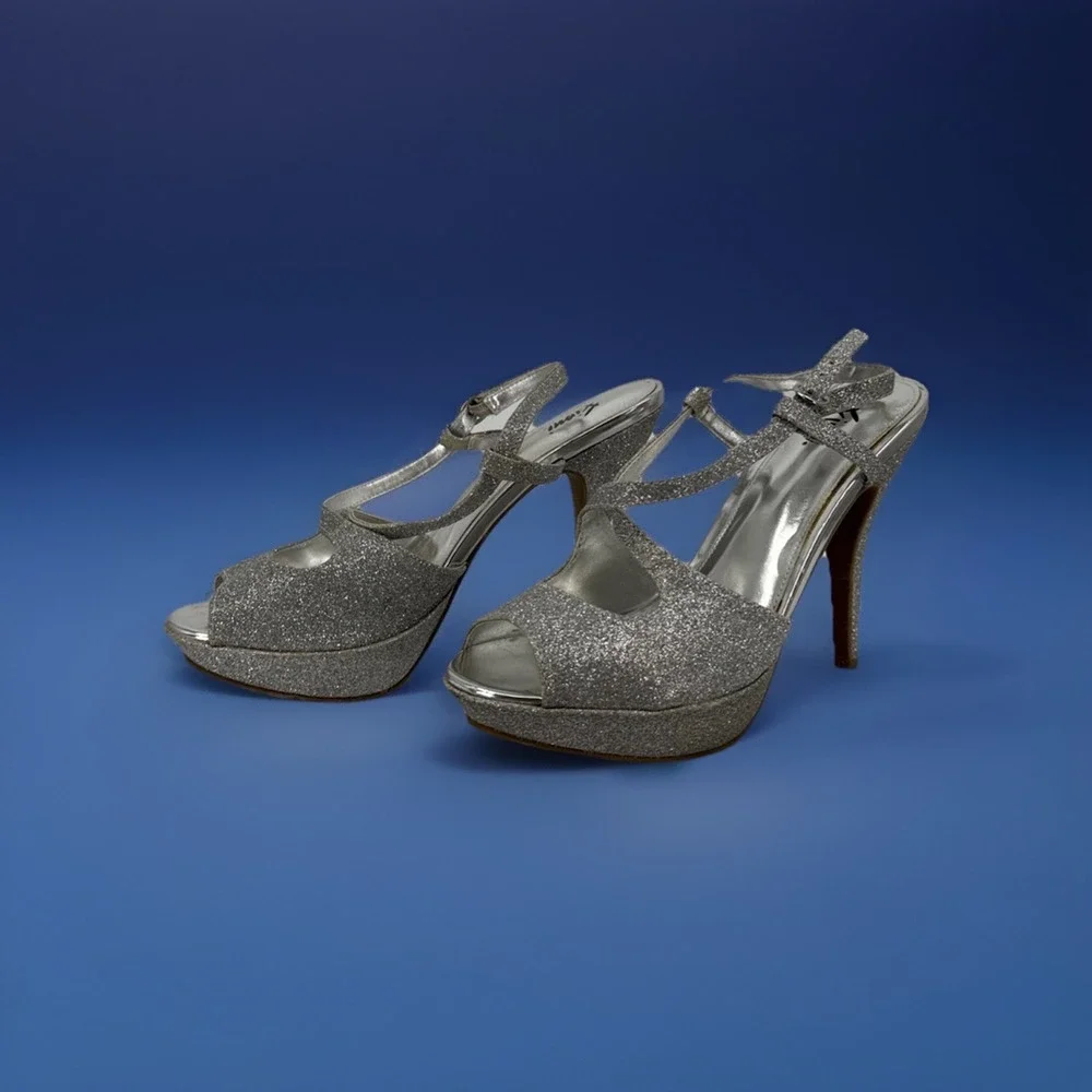 FIONI Night Size 8  Silver Glittery Open Peep‎ Toe Platform Sandals 5