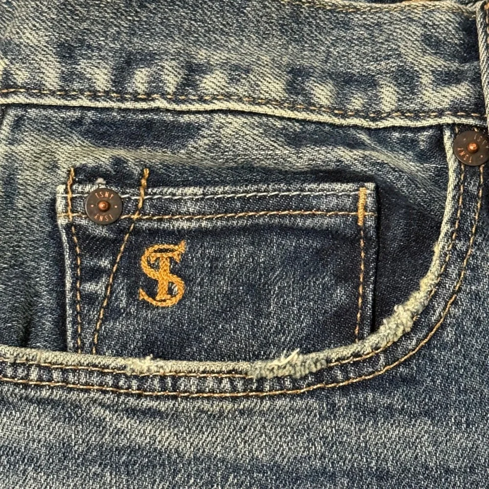 Todd Snyder men design jeans