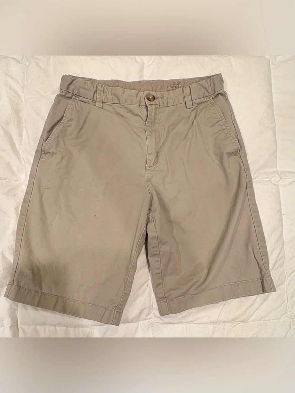 Vineyard Vines classic clean