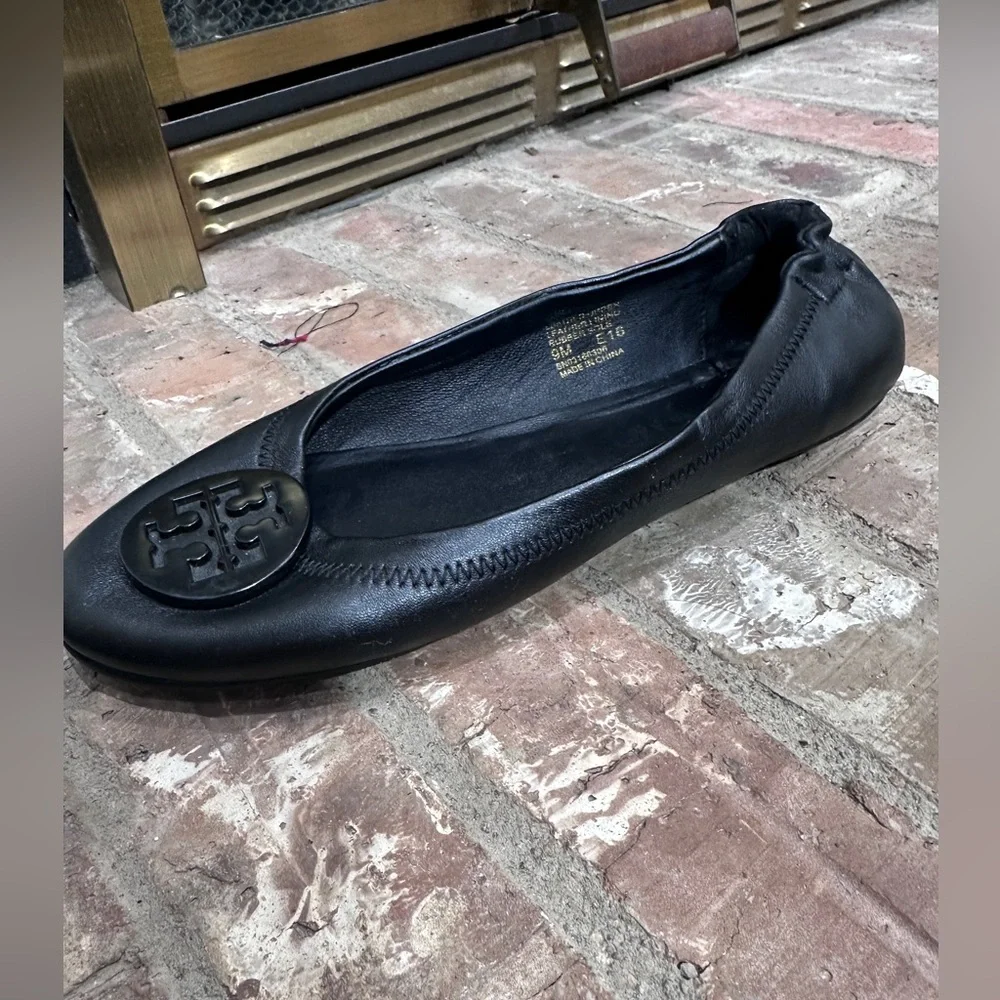Tory Burch 	•	style please