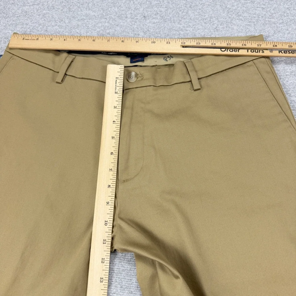 Dockers signature khaki
