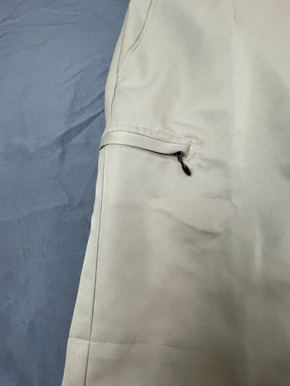 Izod golf shorts