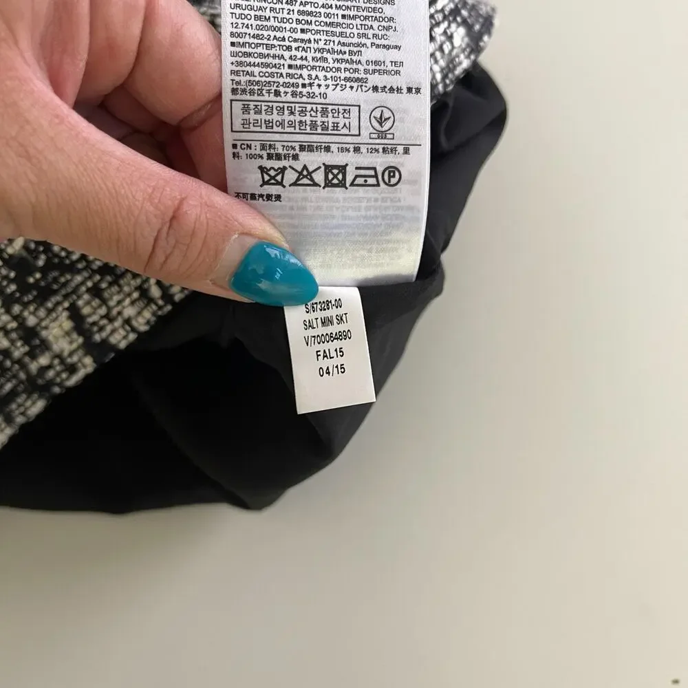 New Banana Republic Mini High Woven Knit Skirt Black White - 2