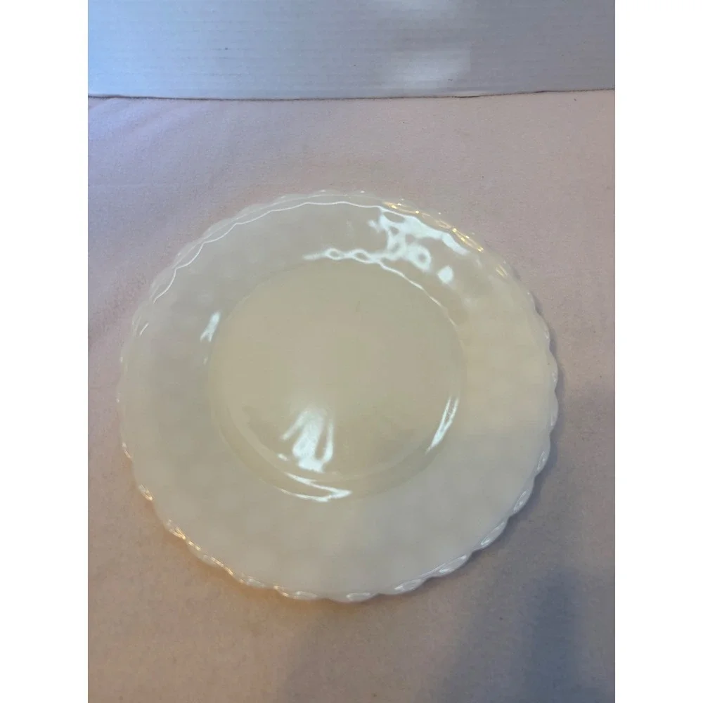 Unbranded vintage milk