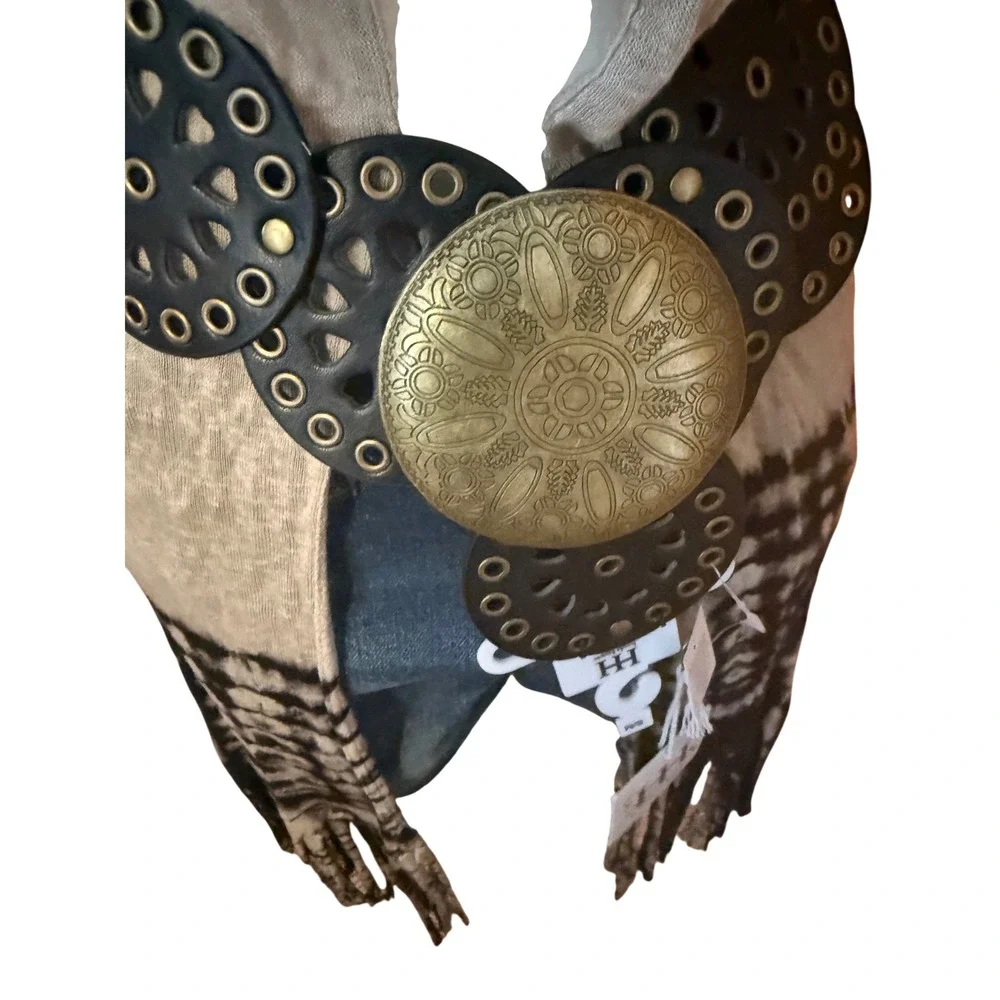 Haute Hippie Style black styling medallion