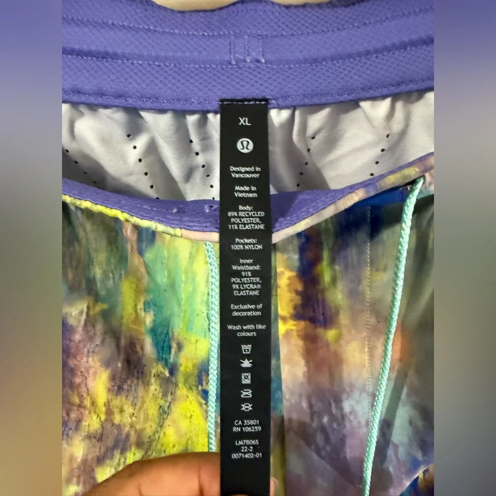 lululemon athletica vivid abstract