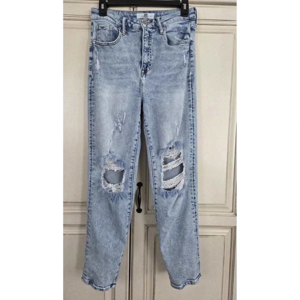 Women's Risen Jeans Highwaist‎ Distressed Sz 7/28 Stretch