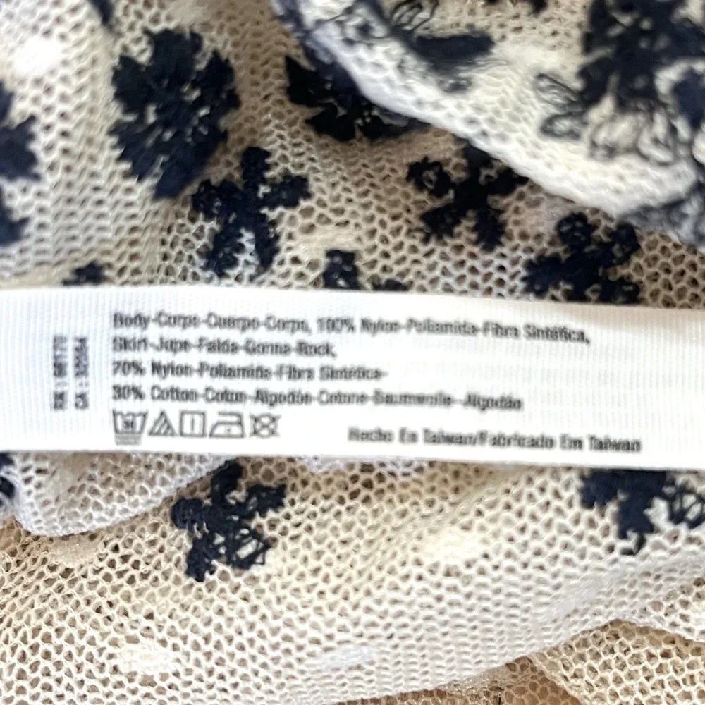 Free People tag size