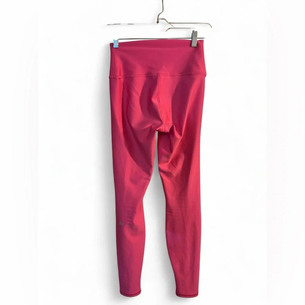 ALO Yoga vibrant hot