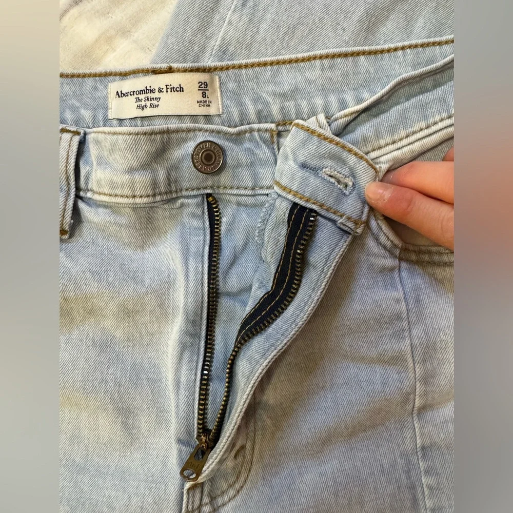 Abercrombie & Fitch elevate your
