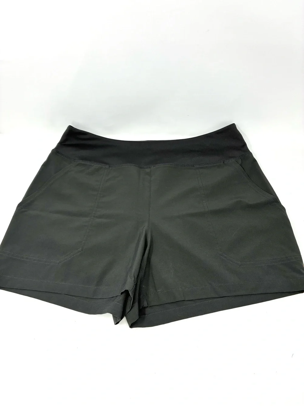 Patagonia Happy Hike Shorts Black Women’s SZ Medium Lightweight Clothing Stretch