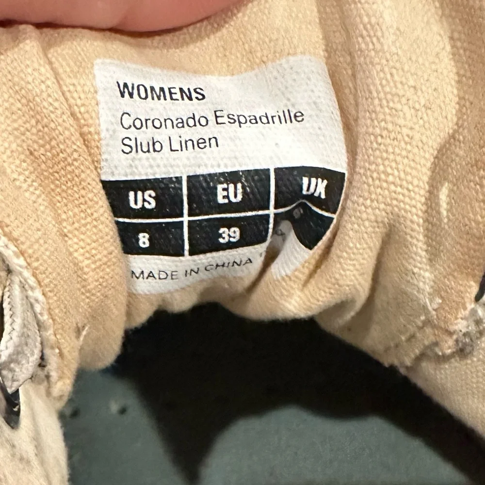 SeaVees lace up