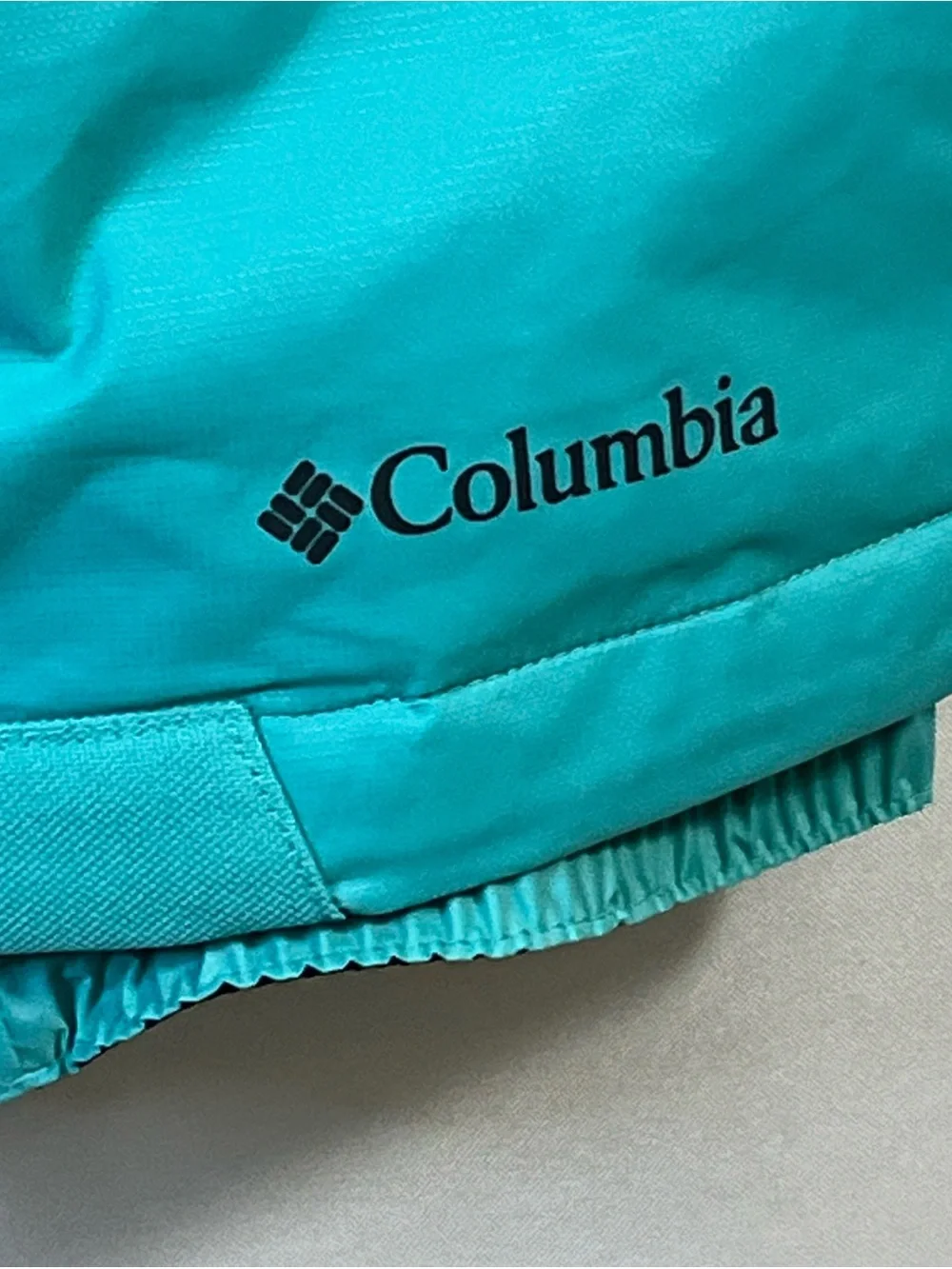 Columbia bright teal