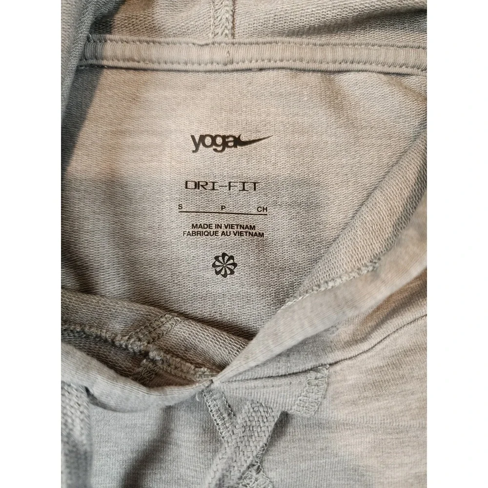 Nike clean pre