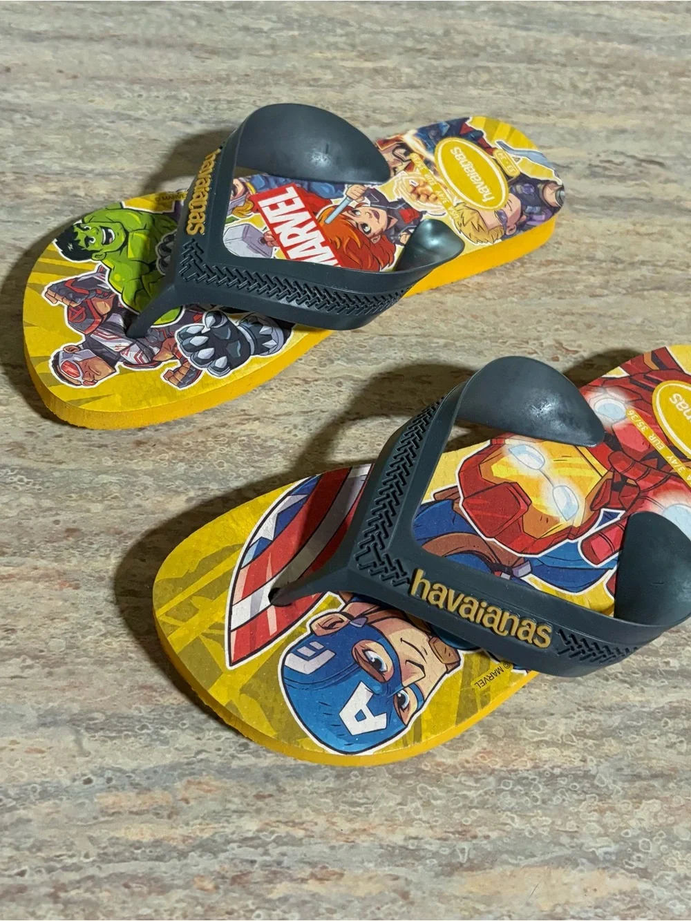 Havaianas colorful marvel