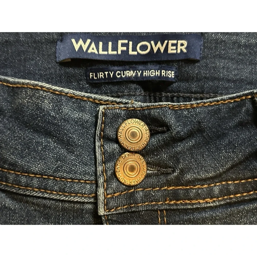 Wallflower Jeans wallflower flirty
