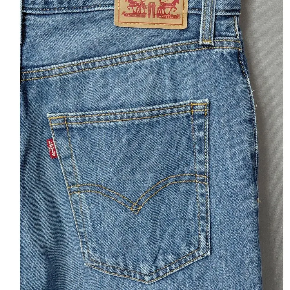 Levi Strauss Signature fit tip