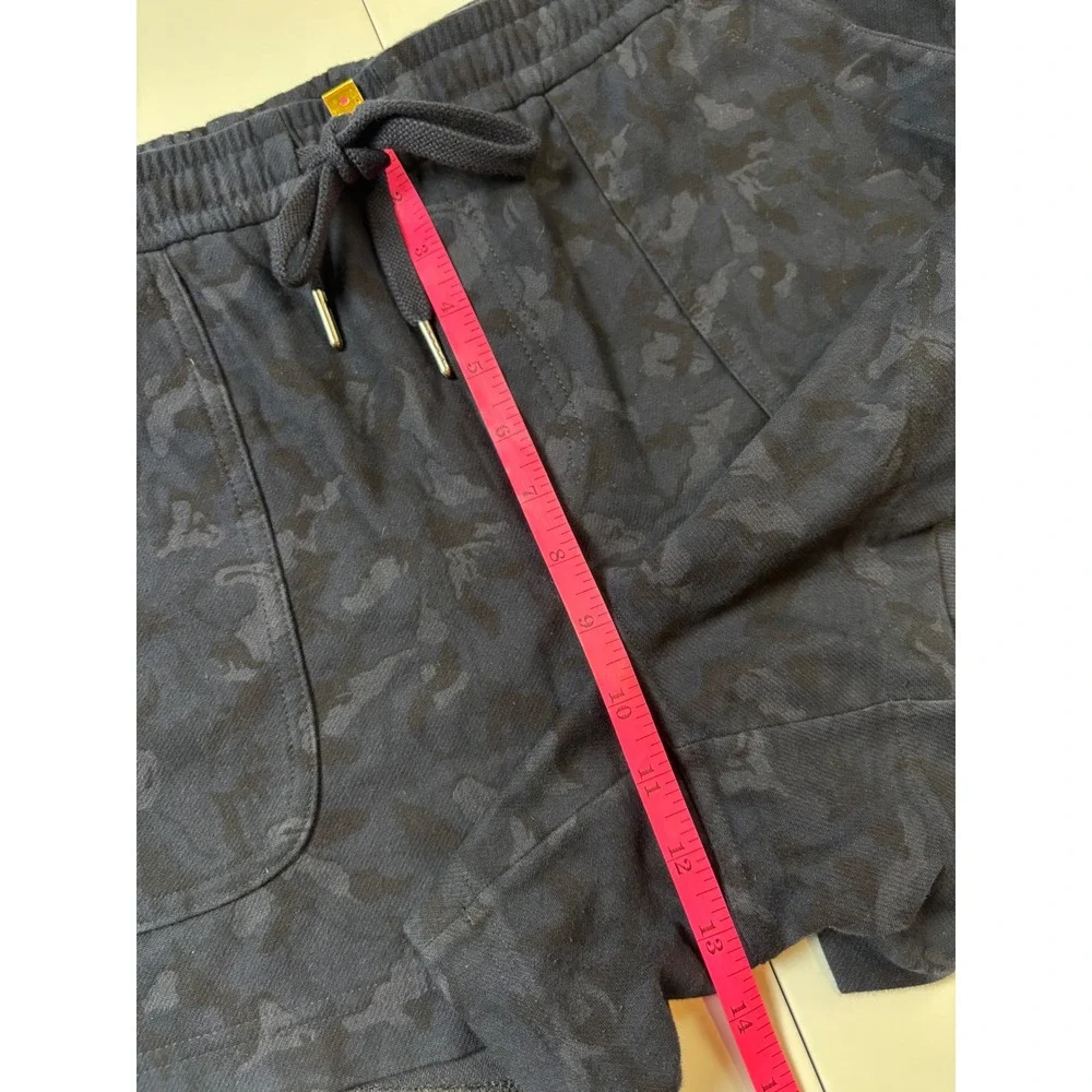 Athleta camo farallon