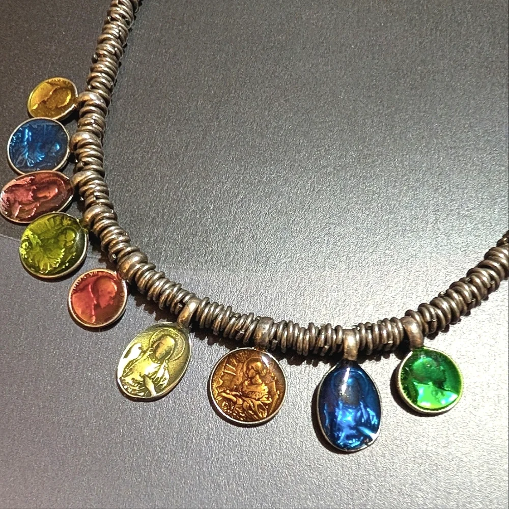 Uno de 50 Medallion Coin Reversible RETIRED Necklace