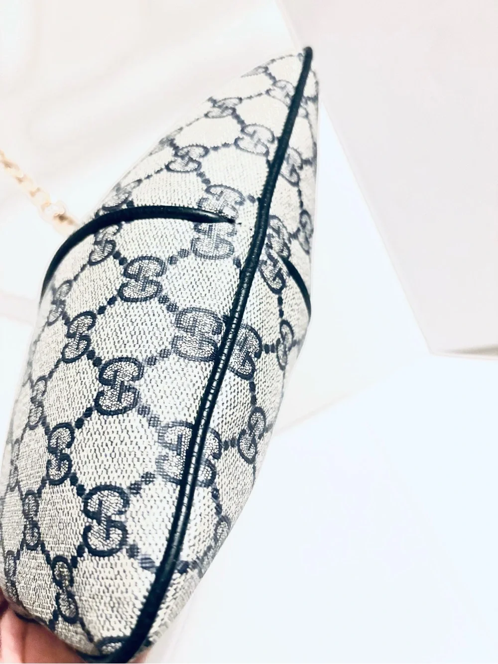 Gucci classic gg