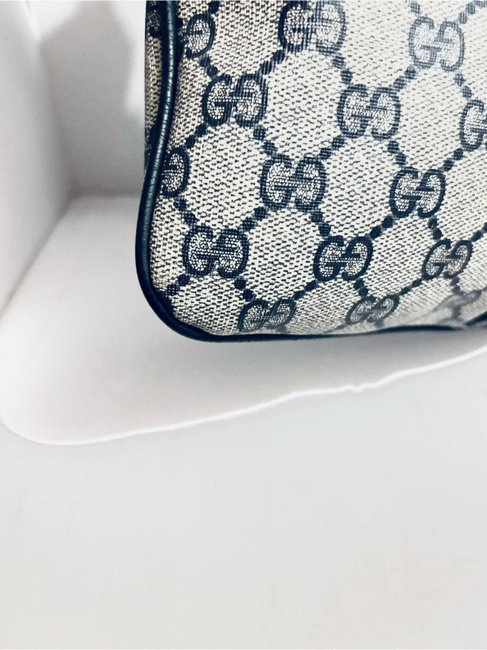 Gucci classic gg