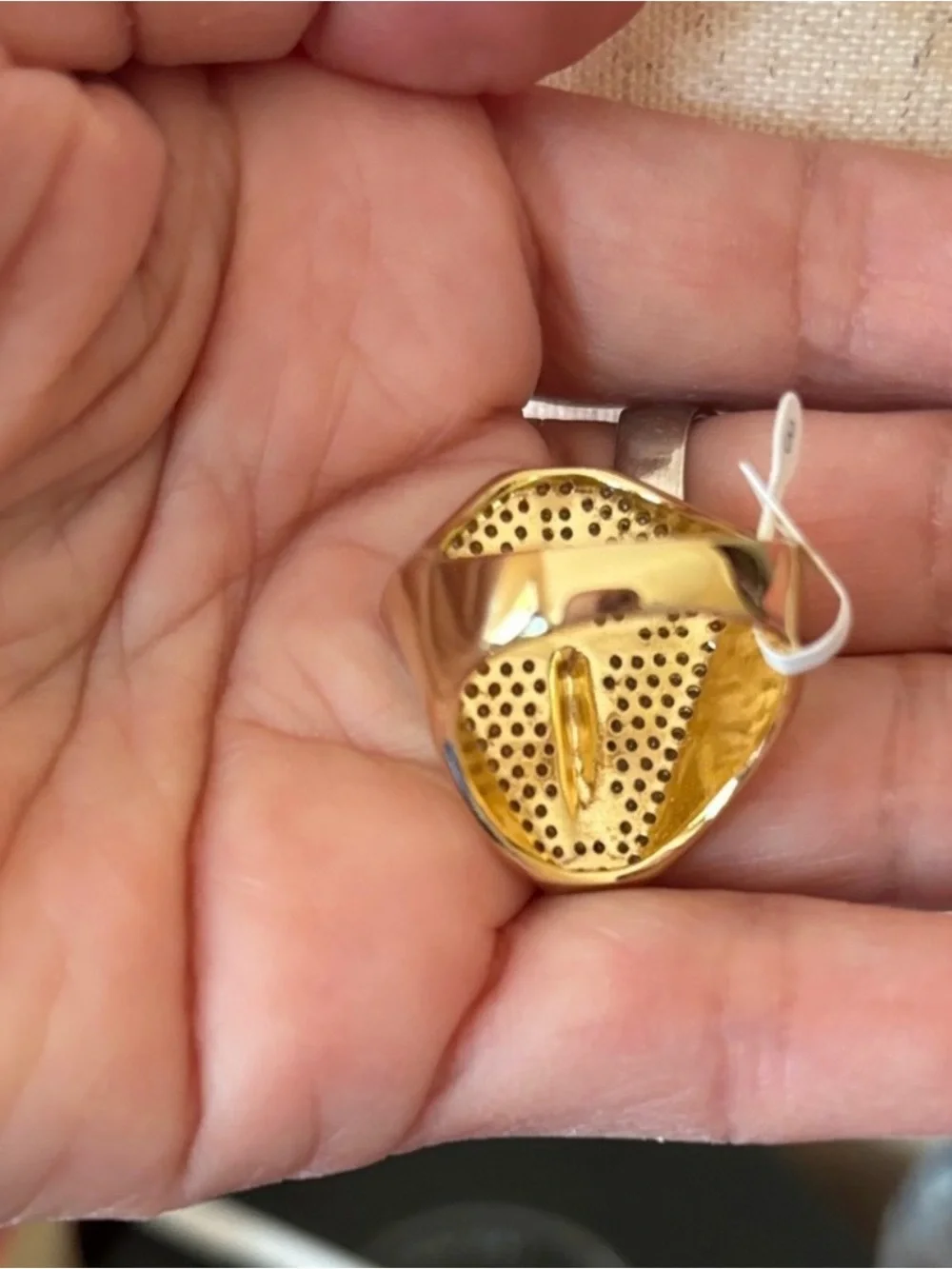 Gold plate gold tone