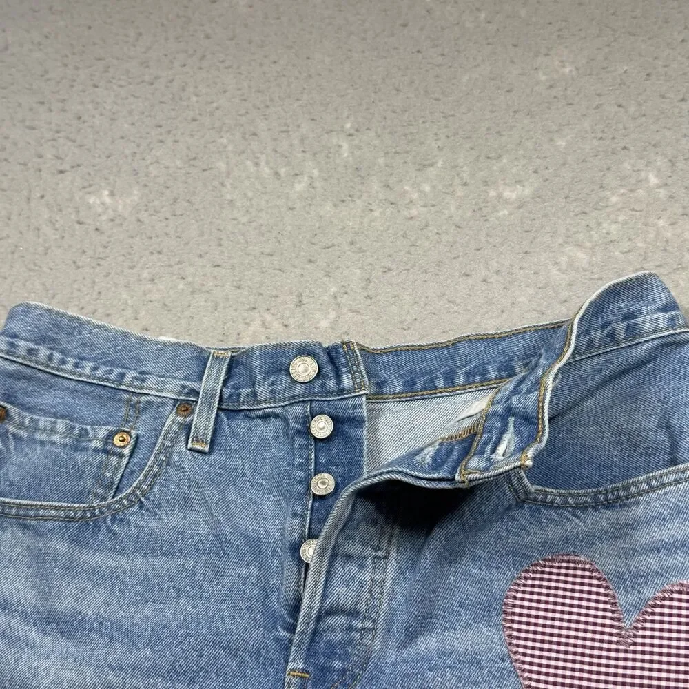 Levis more saving