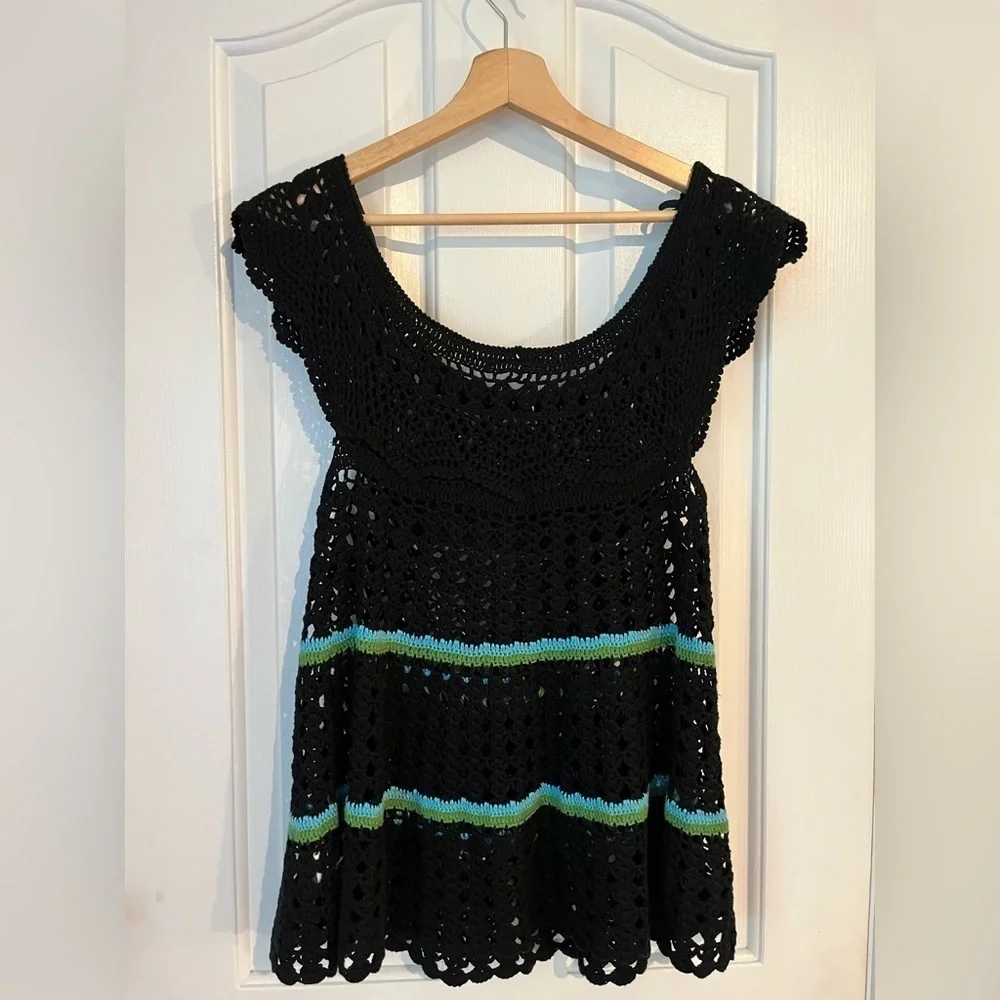 Free People horizontal accented neckline