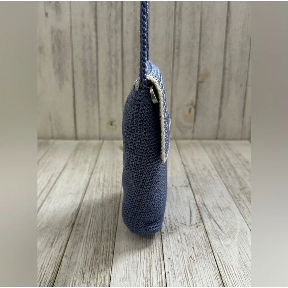 The Sak sak iris