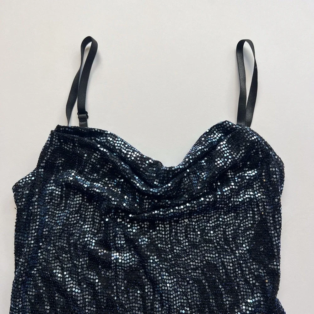 bebe y2k metallic