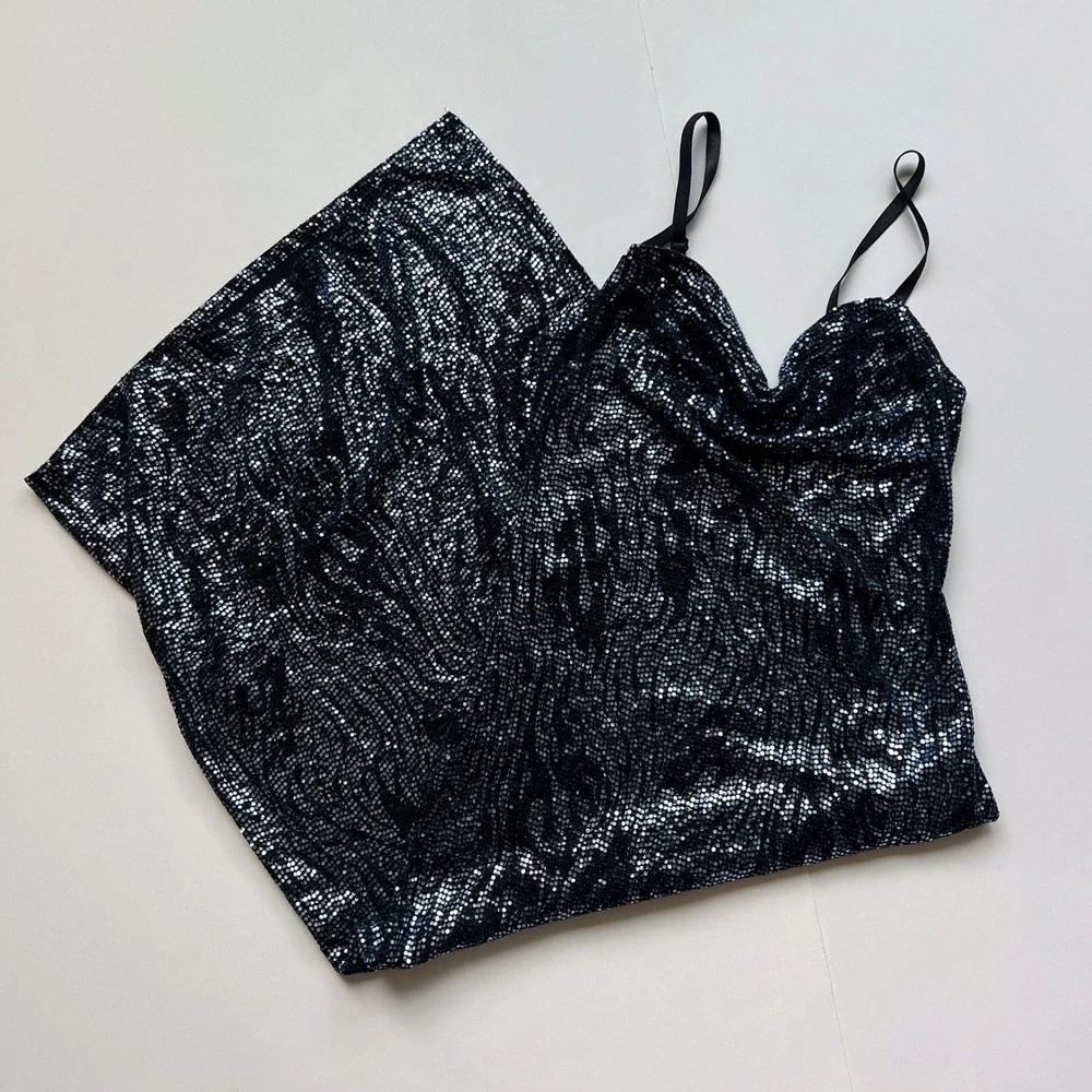 bebe y2k metallic