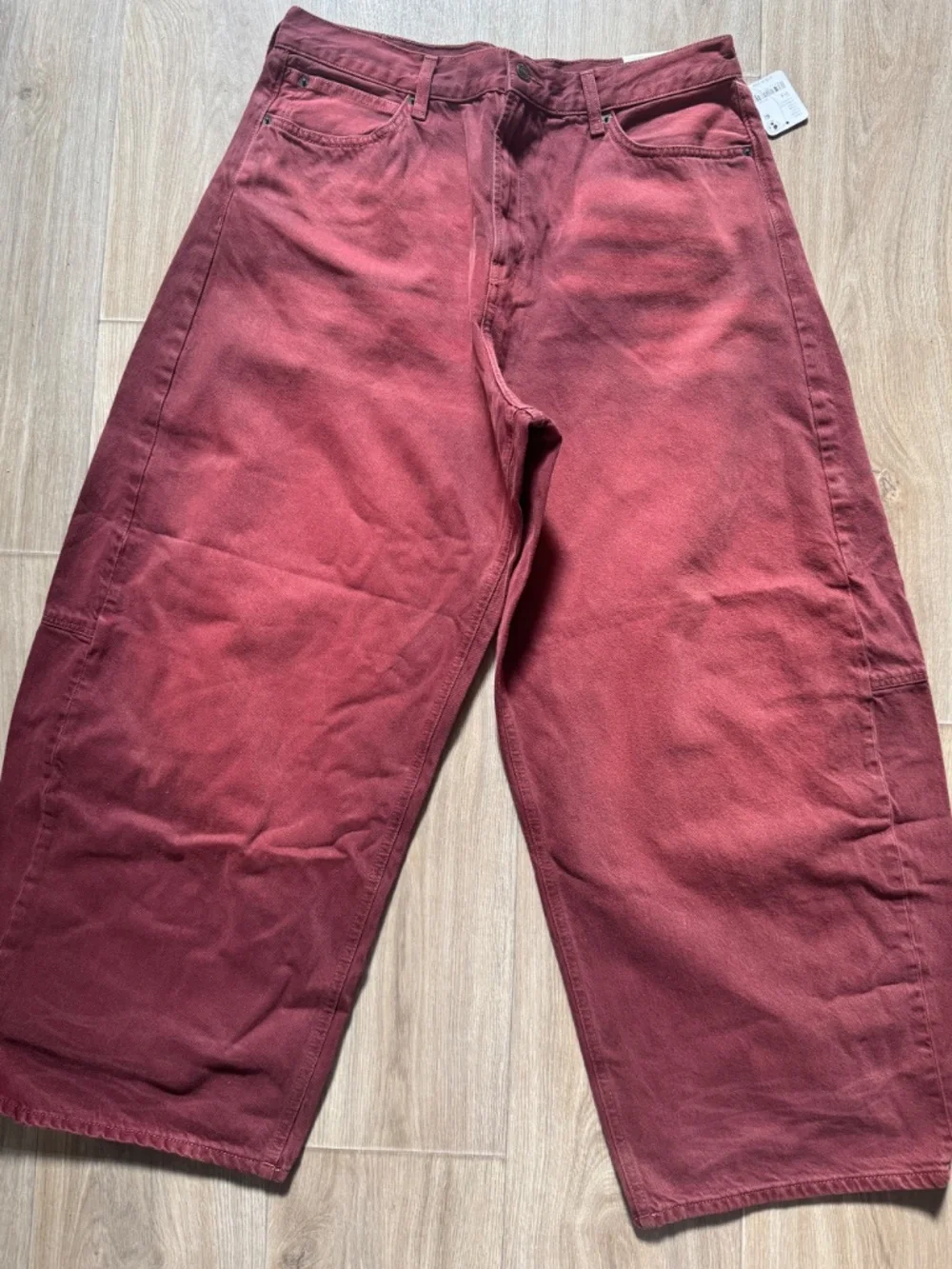NWT Free People We The Free Bodie Arc Jeans, Size 33 Short/US 16