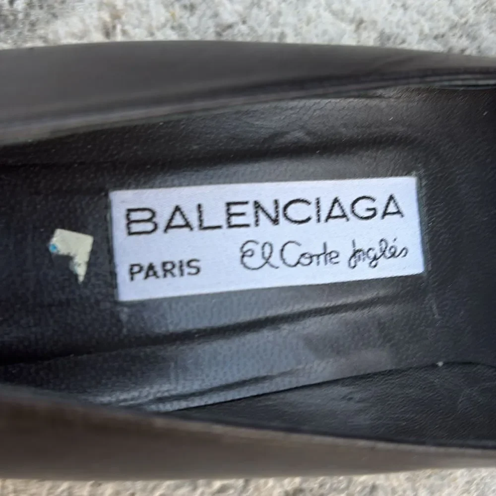 Balenciaga check out