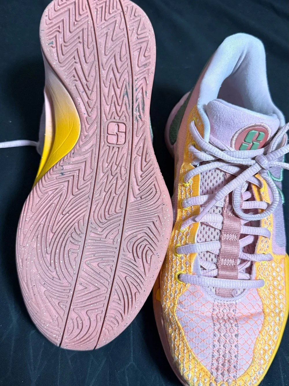 Nike women athletic