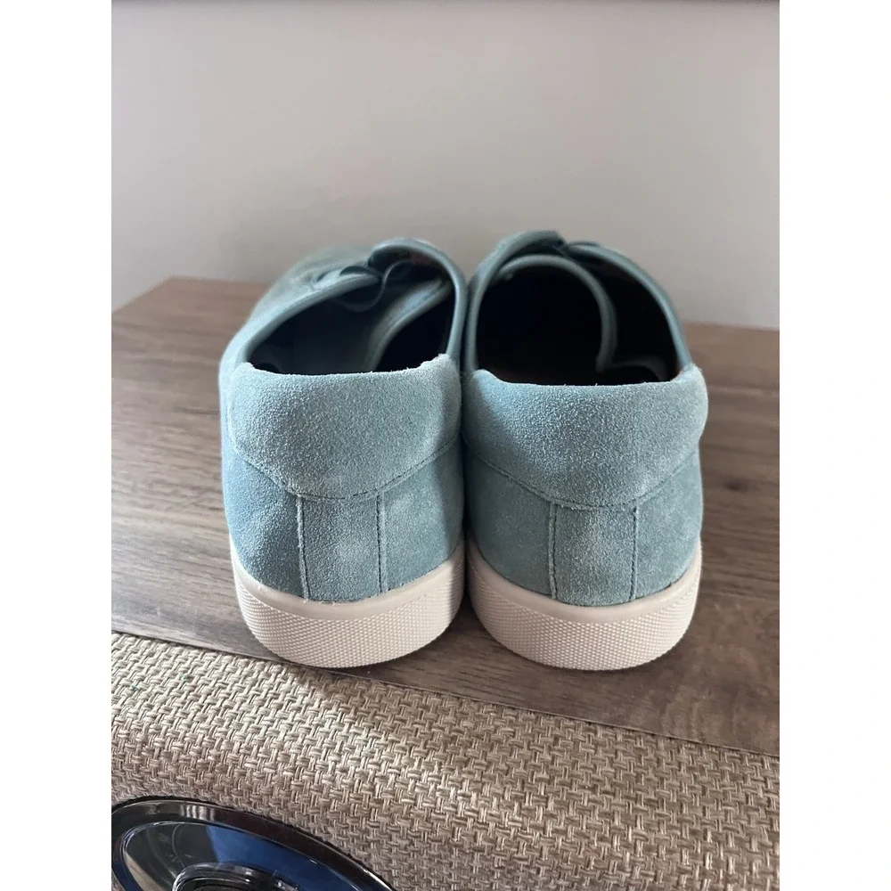 Vionic turquoise aqua