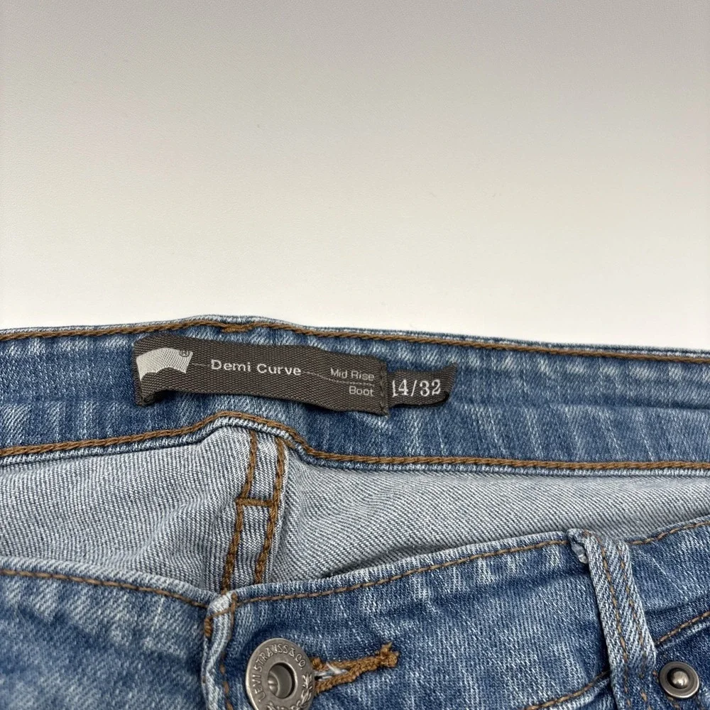 Levis product pair
