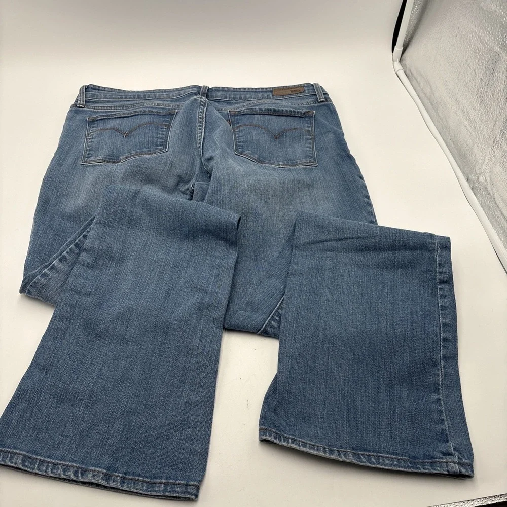 Levis product pair
