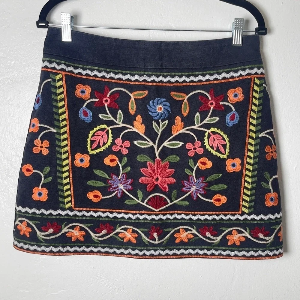 Ally Colorful Embroidered Floral Black Mini Skirt Size 8